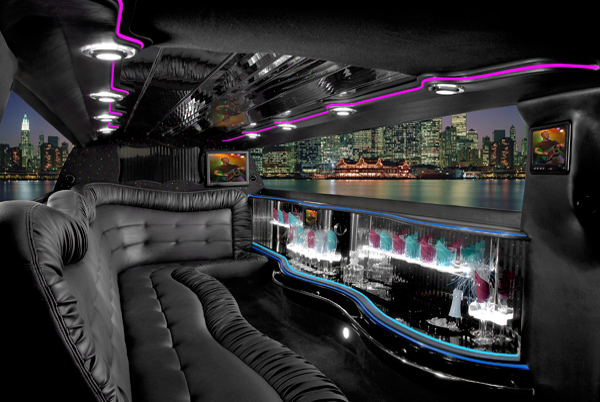 Chrysler 300 Limo Baltimore MD